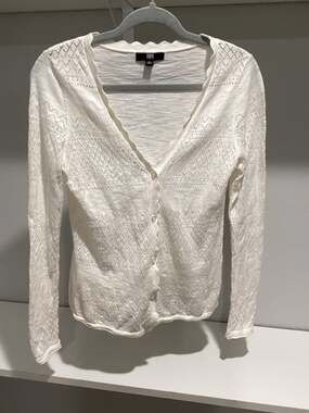 Frye Women's Ivory White Pointelle V-Neck Scalloped Trim Cardigan Sweater Size S